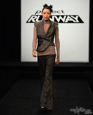 Illustration for article titled Project Runway Designers Call The Corners